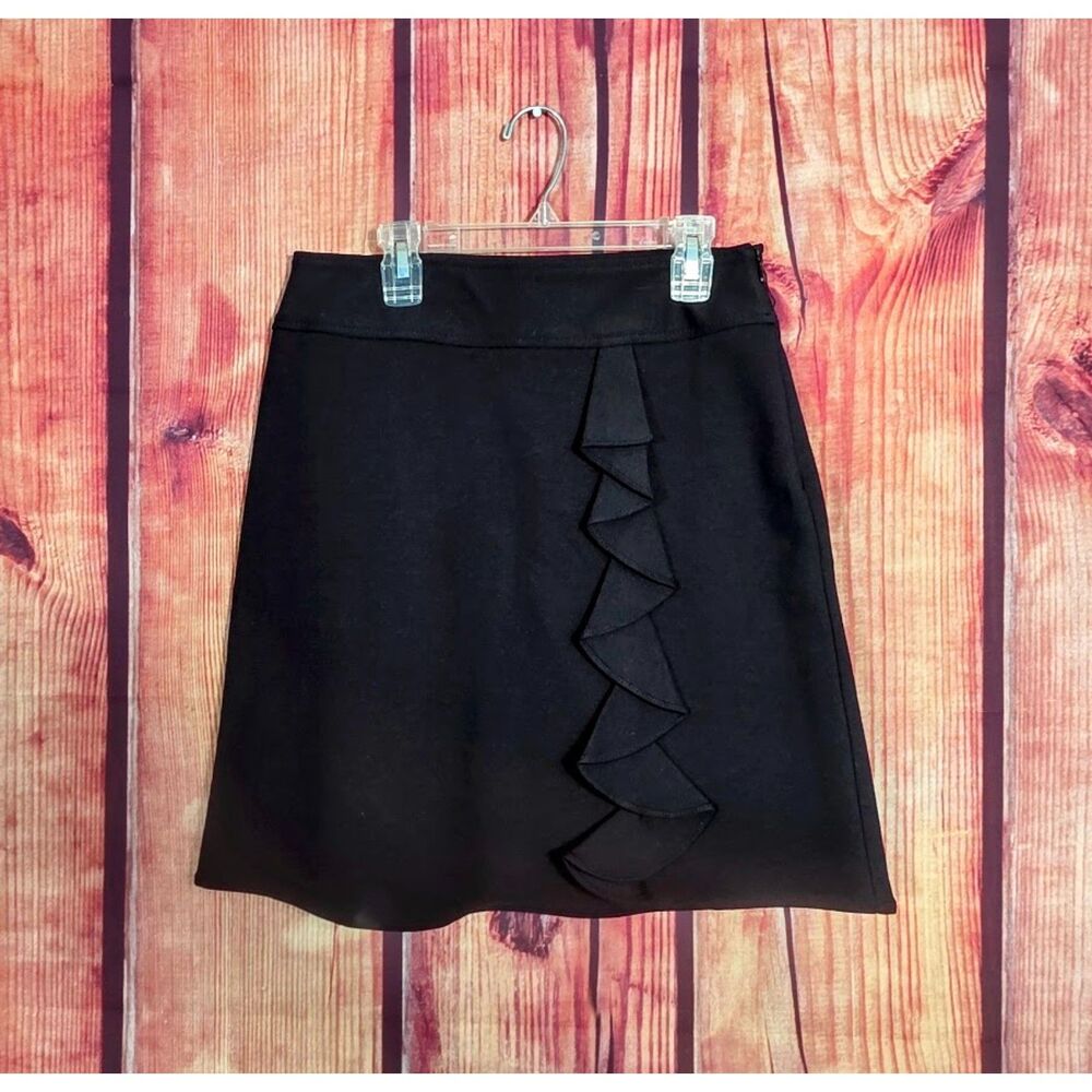 White House Black Market A Line Black Ruffled Skirt Size 2